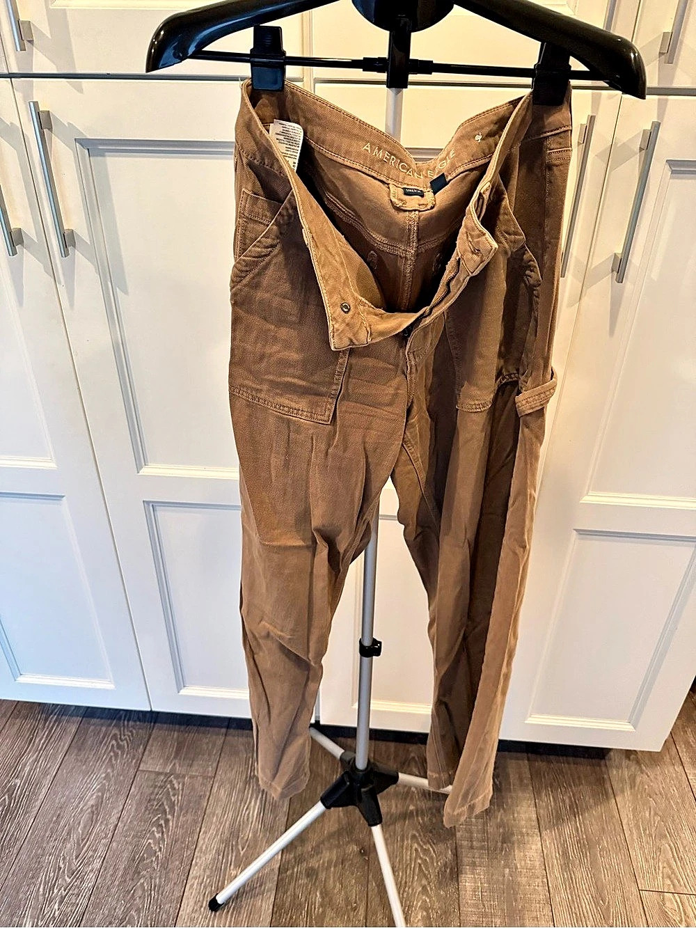 American Eagle Brown Cargo Pants Size 6